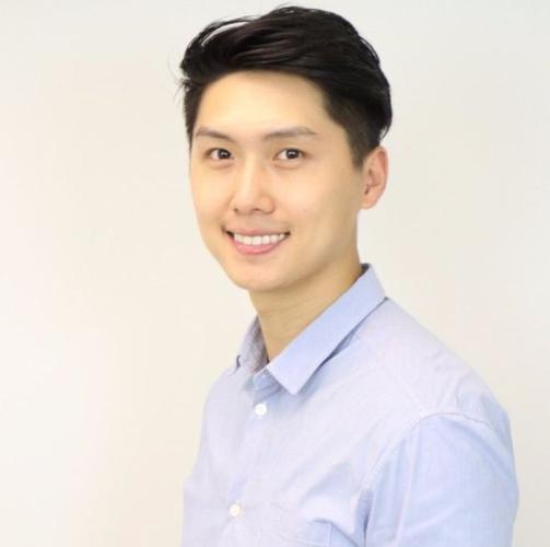 今晚新澳门开奖结果查询9+和清华才女转行卖保险与清华才女转行卖保险的是谁