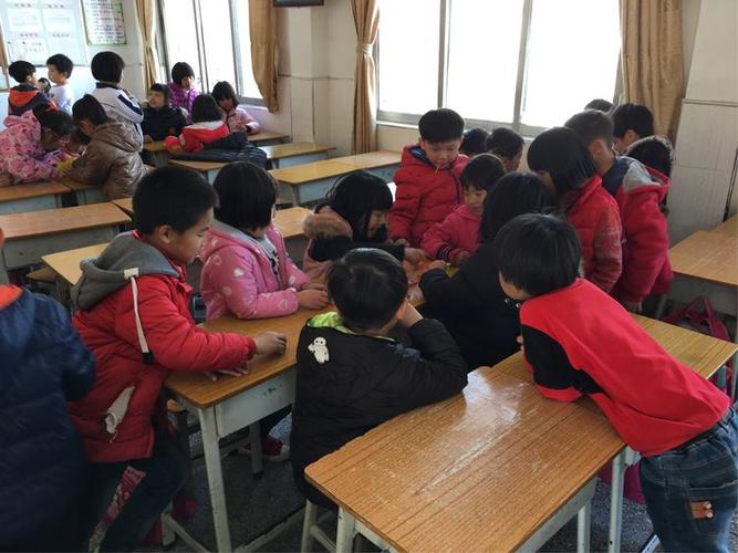 新门内部资料最快更新和换下课铃学生大哭与换下课铃学生大哭视频